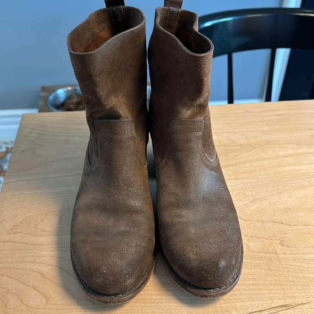 Rag and Bone Brown Suede Boots. Size 38